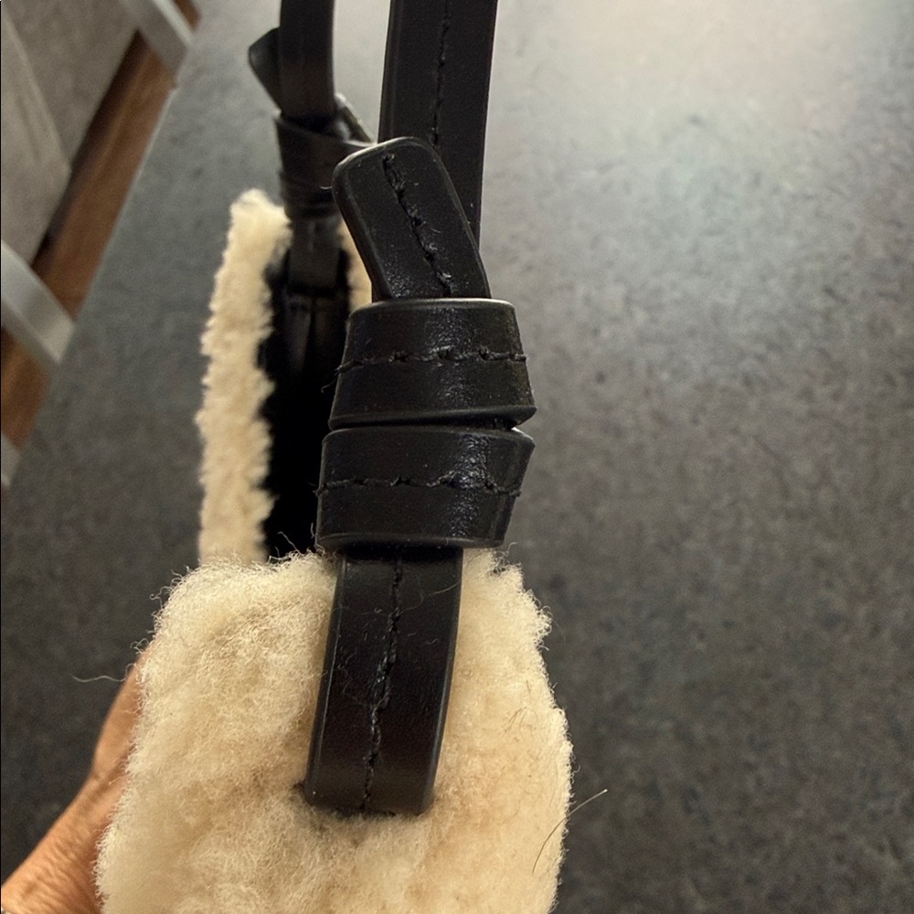 STAUD faux fur bag - Picture 7 of 7